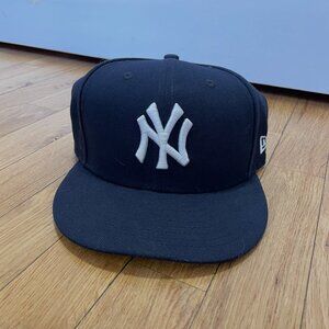 New York Yankees New Era Authentic Collection 59FIFTY Navy Baseball Cap